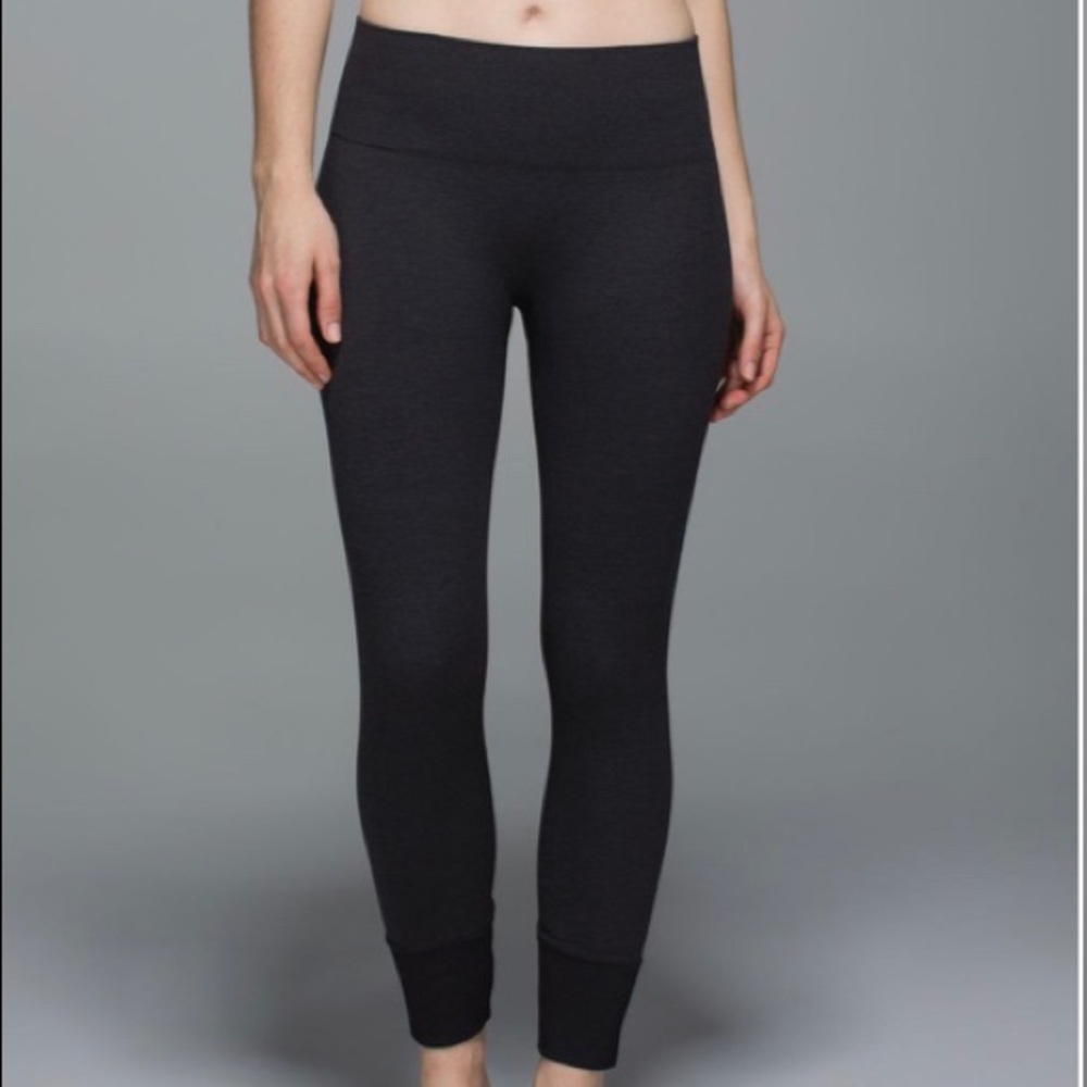 Lululemon Ebb to Street Pant- Black 6